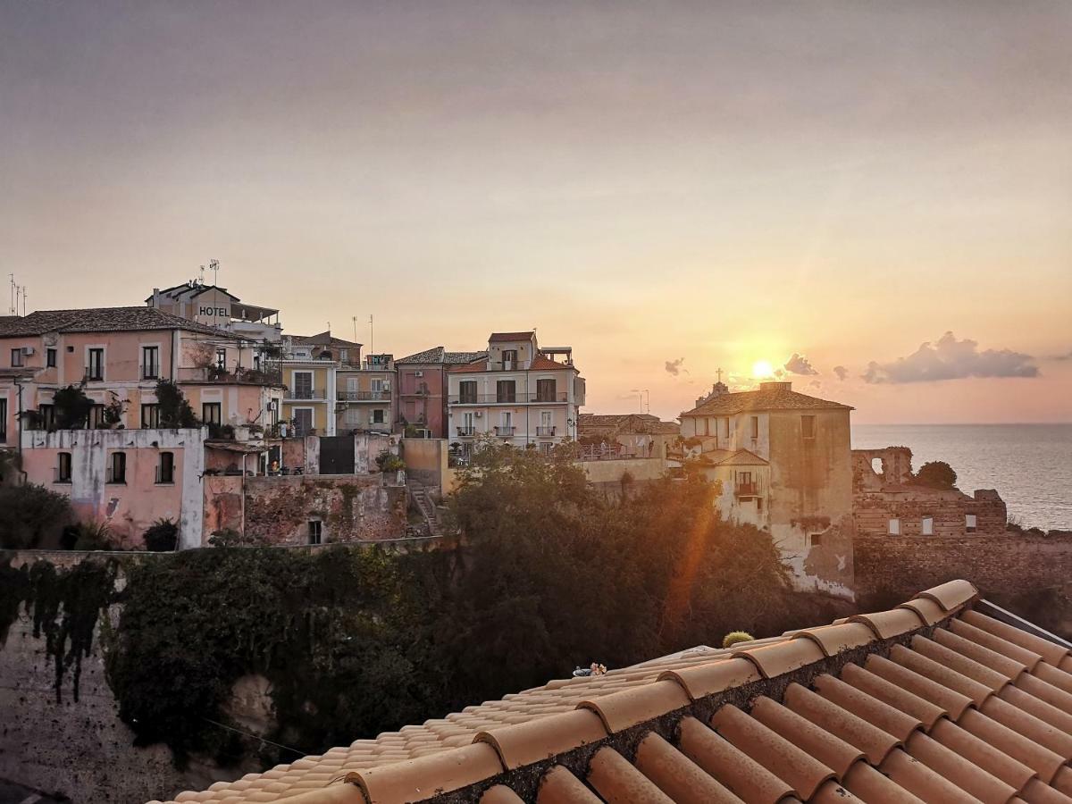 A Casa Di Noemi Hotel Pizzo Kültér fotó