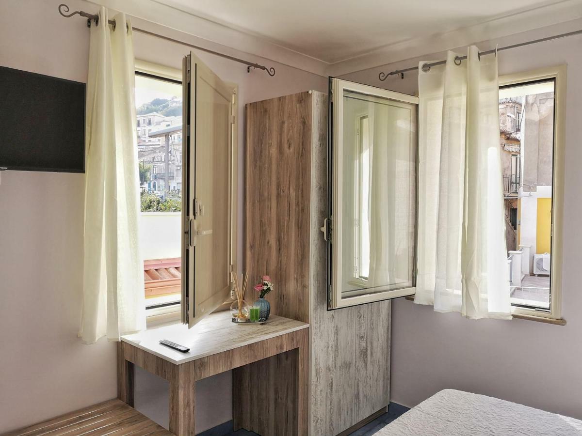 A Casa Di Noemi Hotel Pizzo Kültér fotó